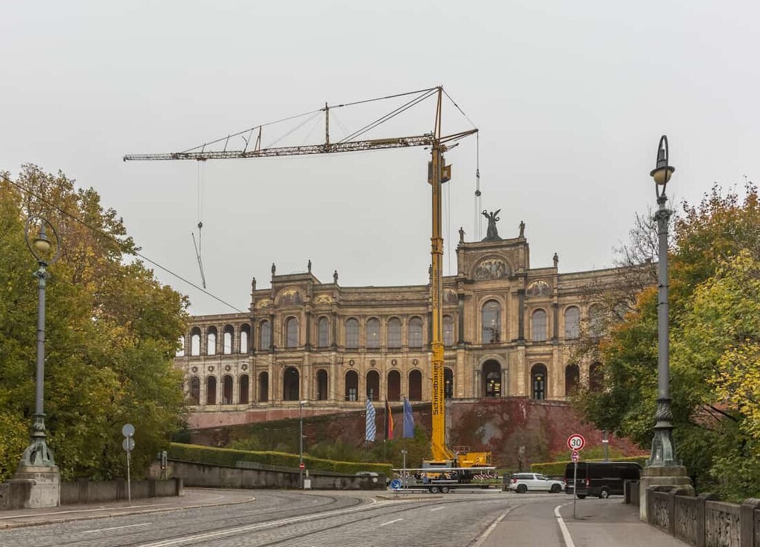 Schmidbauer Kranvermietung & Kranverleih | Schmidbauer Gruppe
