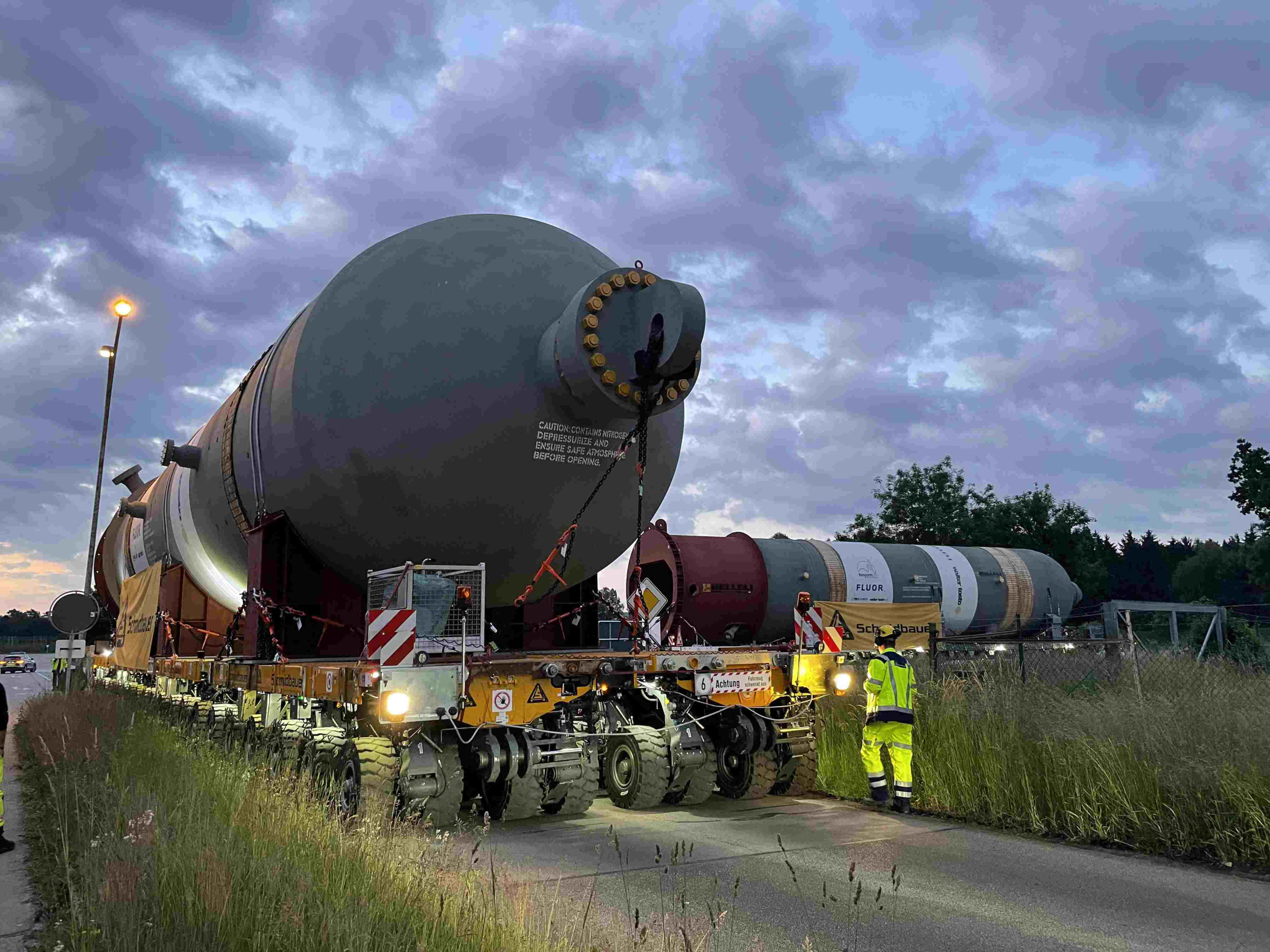 Schmidbauer | Sondertransport & Spezialtransport | Schwerlasttransport-Unternehmen